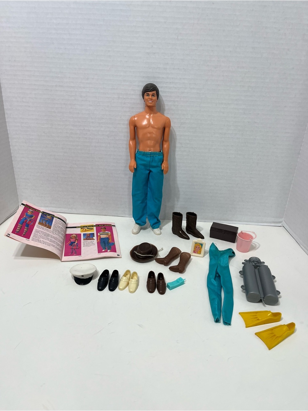 BARBIE doll vintage great shape Ken with accessories